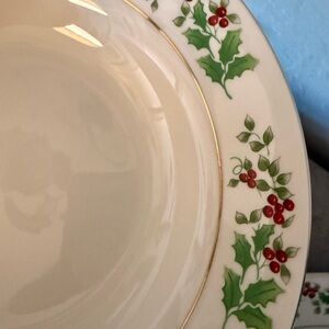 Gibson Christmas China Holly Berries/ Christmas Charm